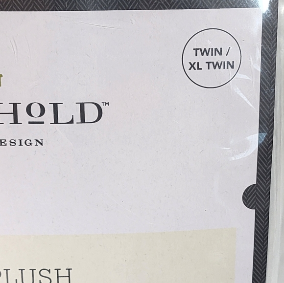 Threshold (brand) Plush Mattress Pad (waterproof) - Picture 2 of 2